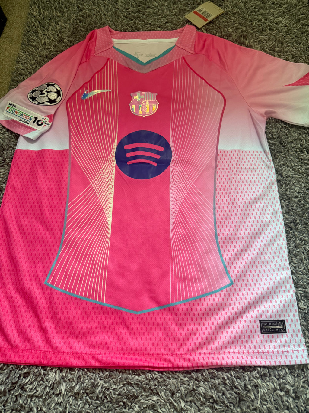 Barcelona Yamal Pink kit