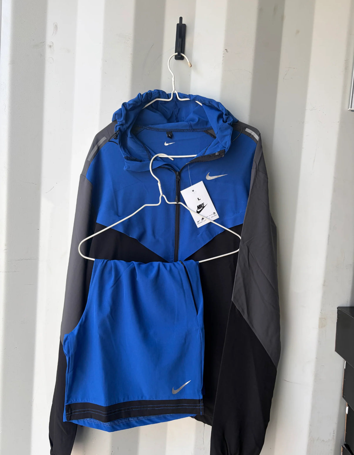 Swoosh Windbreaker set