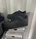AF1 Black