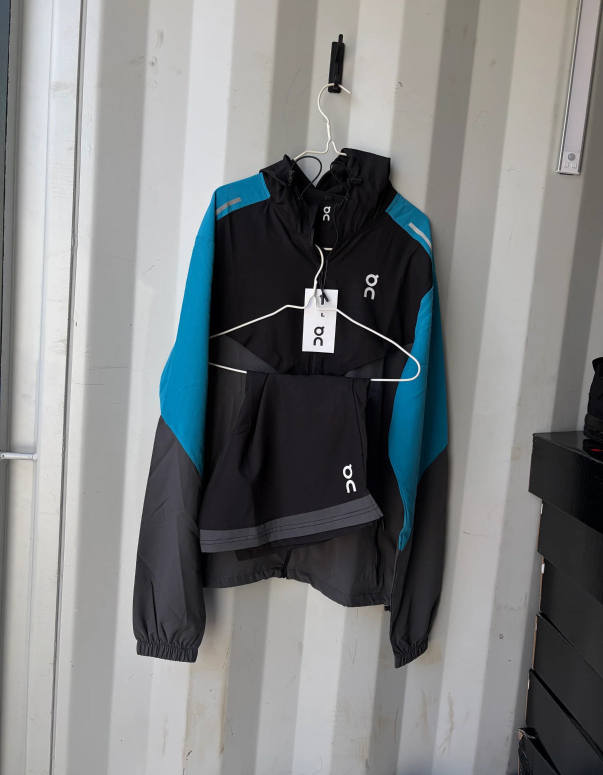OC Windbreaker set
